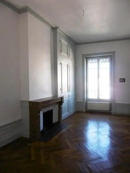 Appartement à louer, 74m², Tarare
