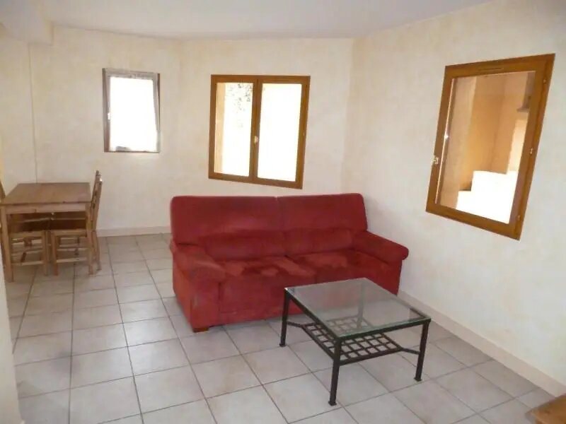 Appartement à louer, 51m², Saint-Forgeux