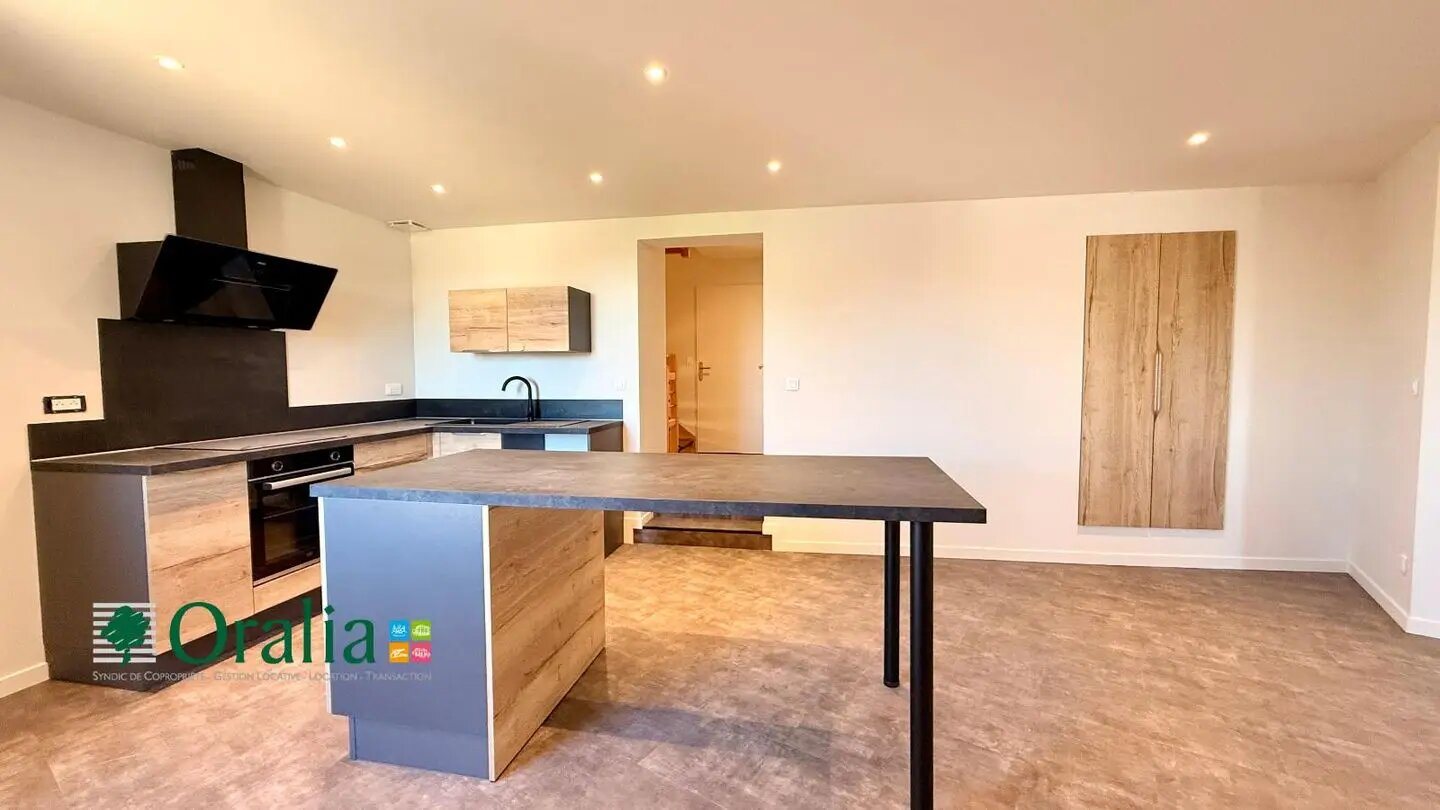 Maison à louer, 143m², Sarcey
