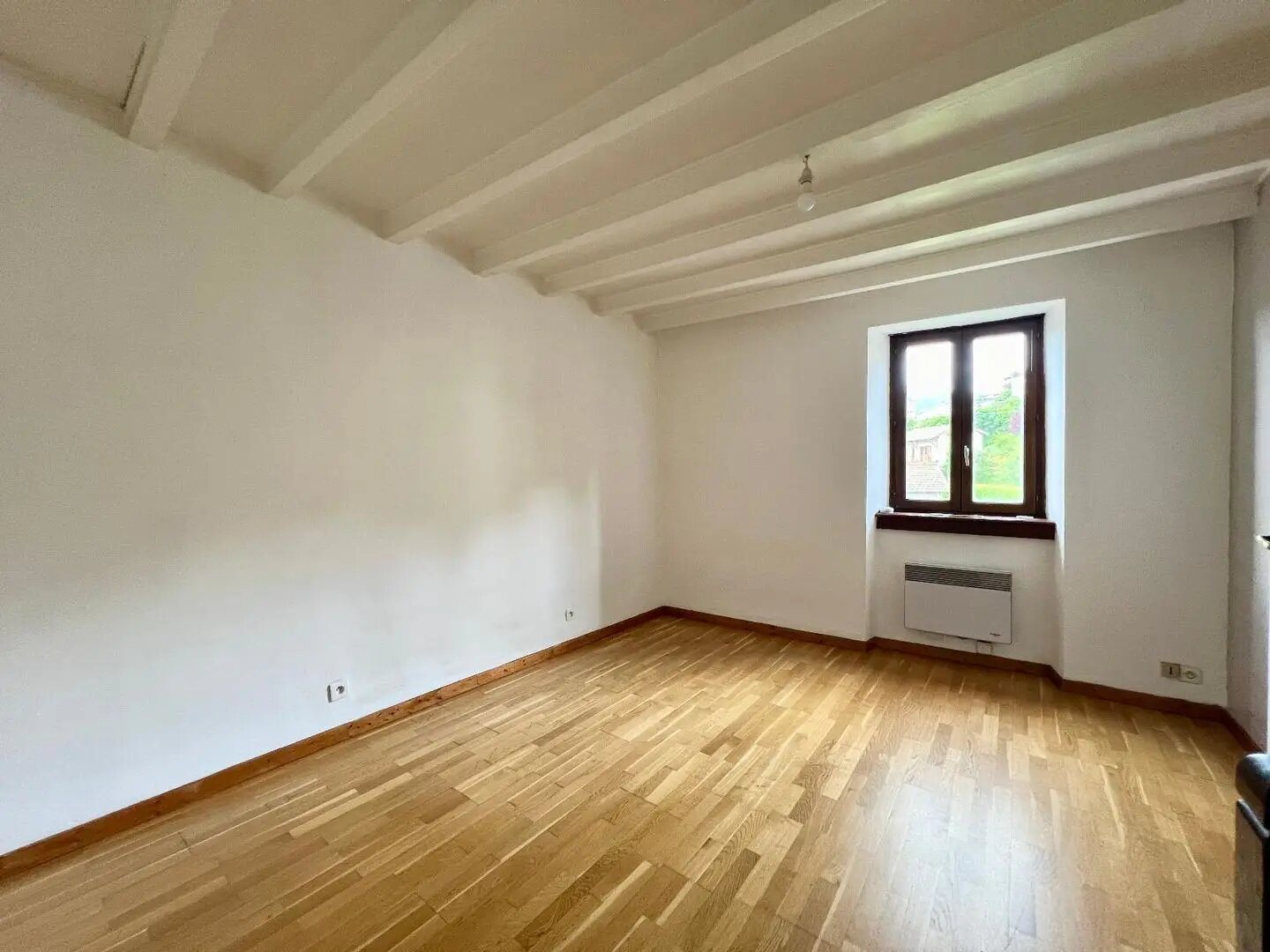 Maison à louer, 34m², Saint-Forgeux