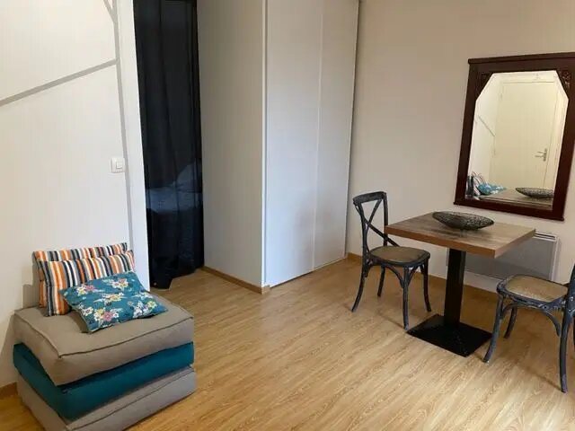 Appartement à louer, 26m², Tassin-la-Demi-Lune