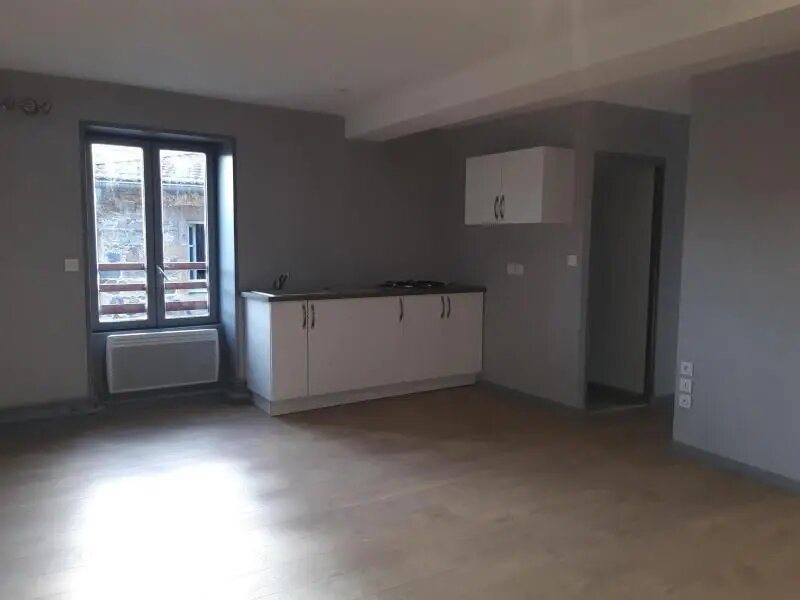 Appartement à louer, 35m², Saint-Julien-sur-Bibost