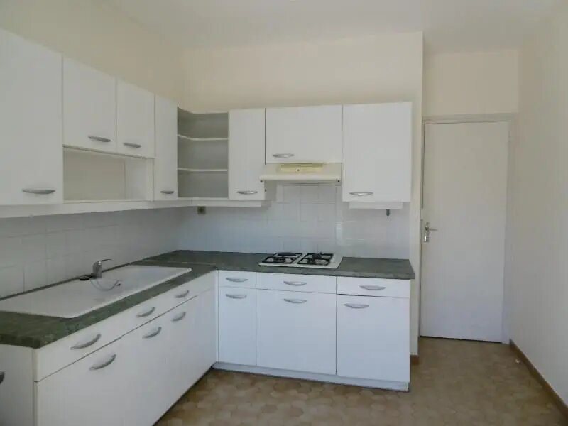 Appartement à louer, 59m², Sain-Bel