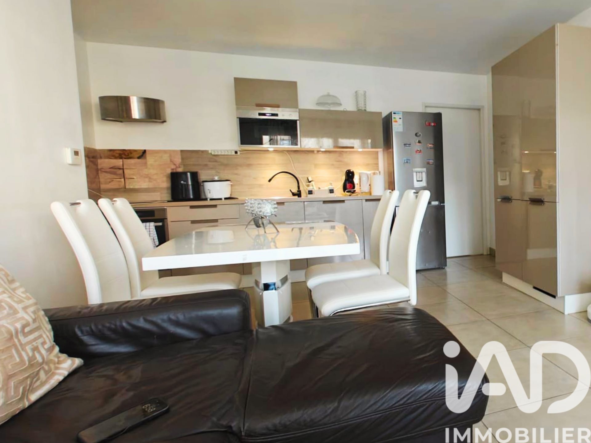 Appartement à vendre, 70m², Ferney-Voltaire