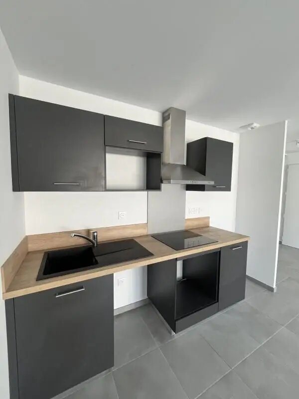 Appartement à louer, 65m², Seilh