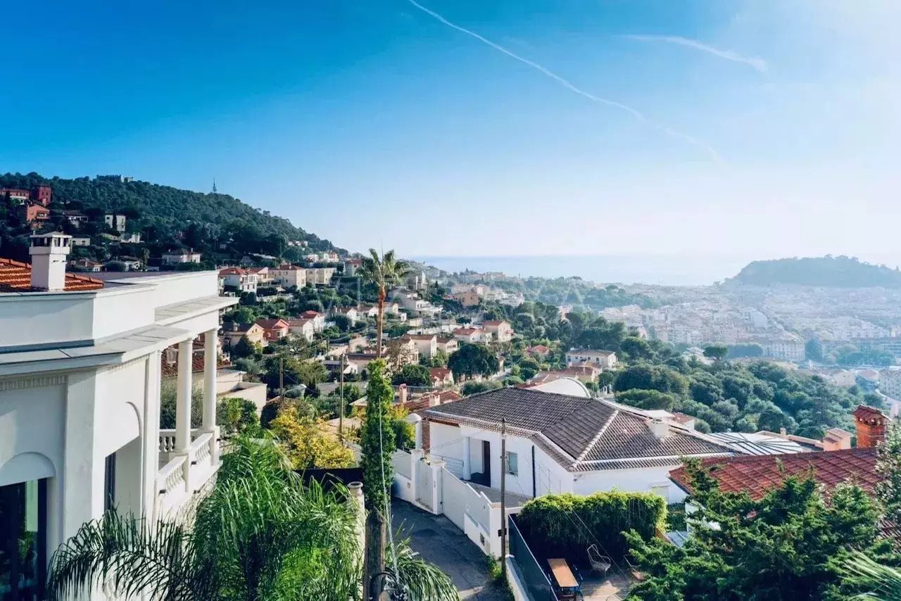 Maison à louer, 253m², Nice