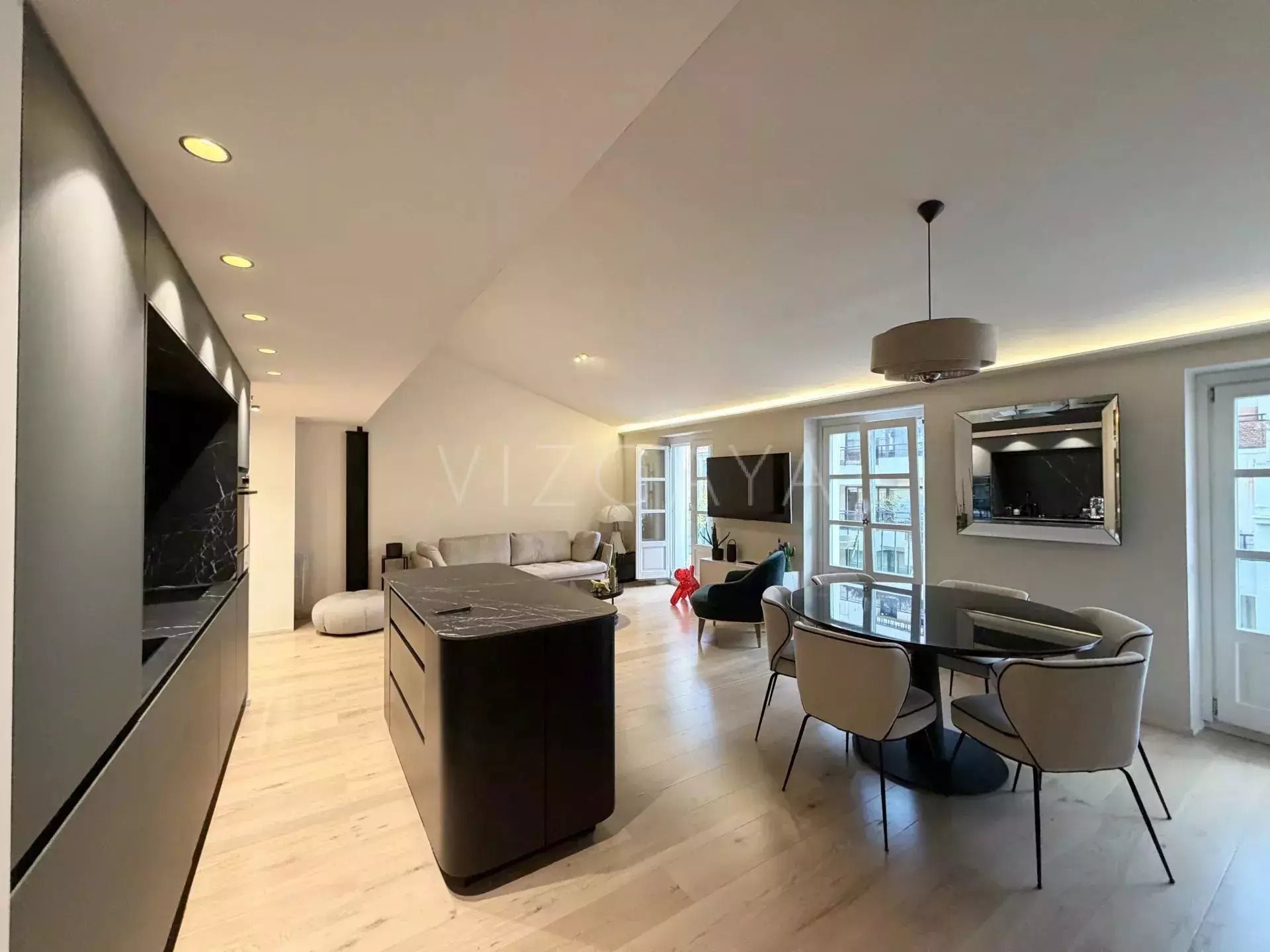 Appartement à louer, 76m², Nice