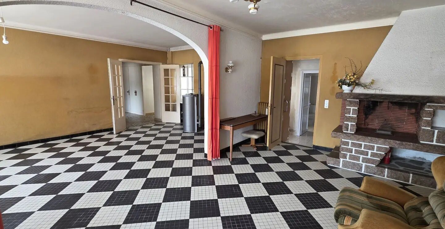 Maison à vendre, 237m², Le Mayet-de-Montagne