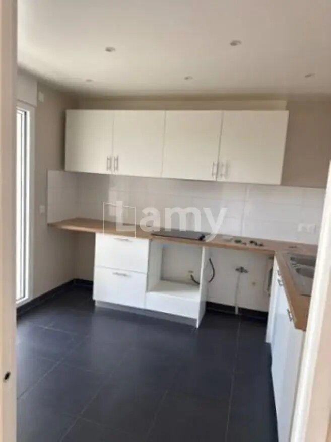 Appartement à louer, 100m², Neuilly-sur-Marne