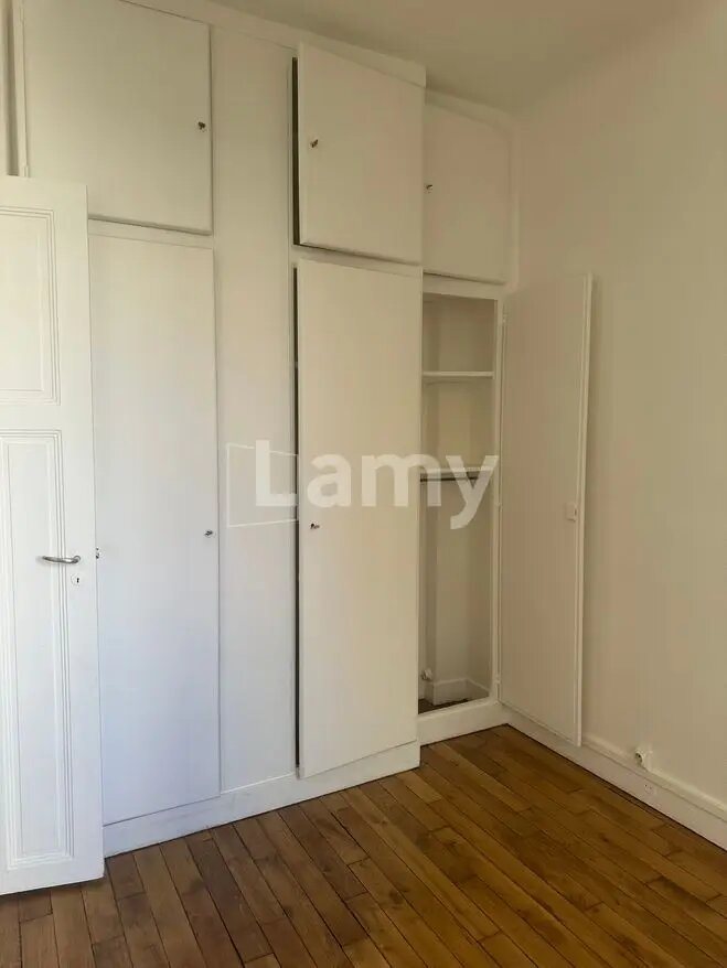Appartement à louer, 35m², Courbevoie