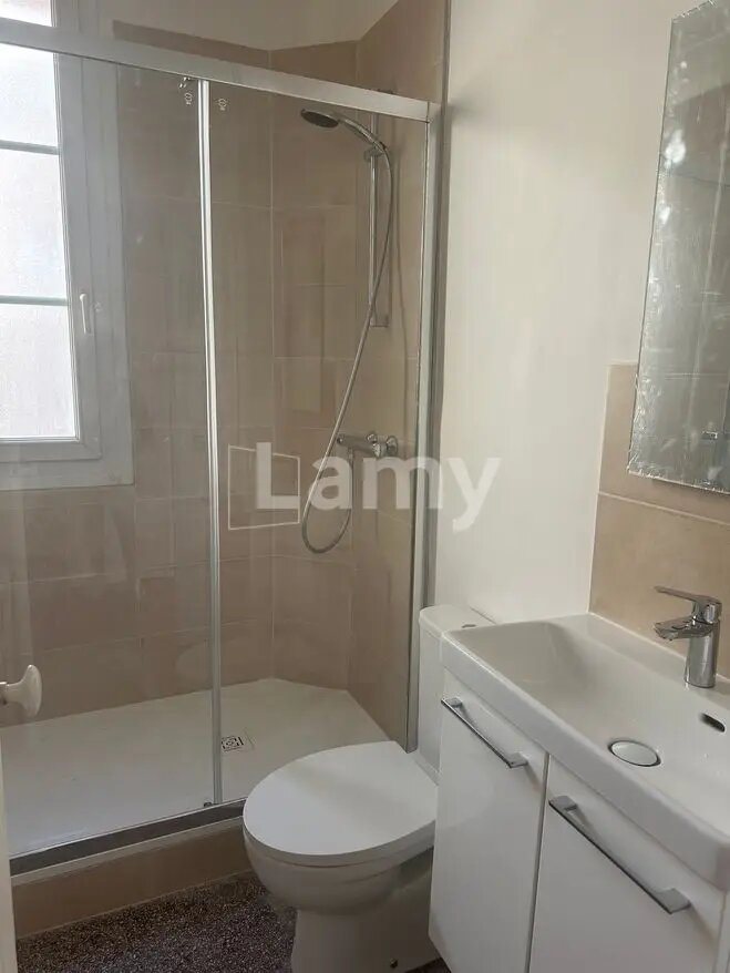 Appartement à louer, 35m², Courbevoie
