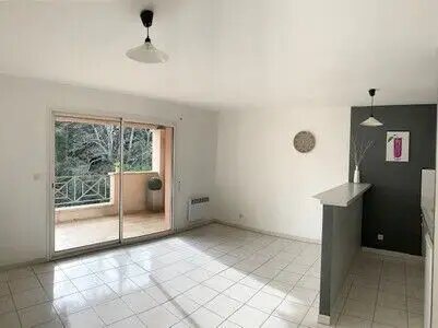 Appartement à louer, 27m², Salon-de-Provence