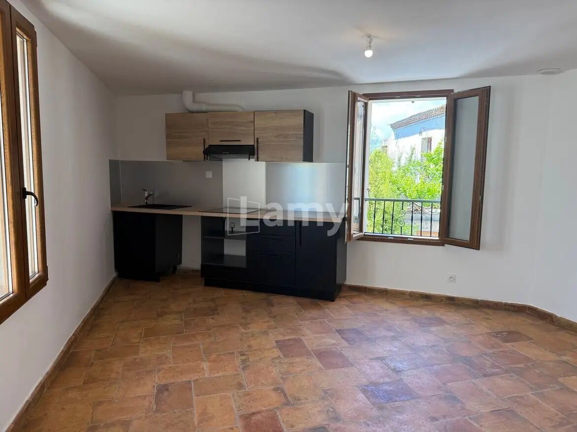 Appartement à louer, 61m², Maillane