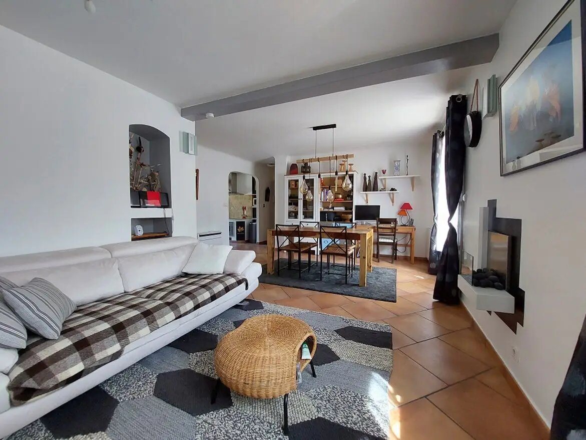Appartement à louer, 65m², Saint-Chamas