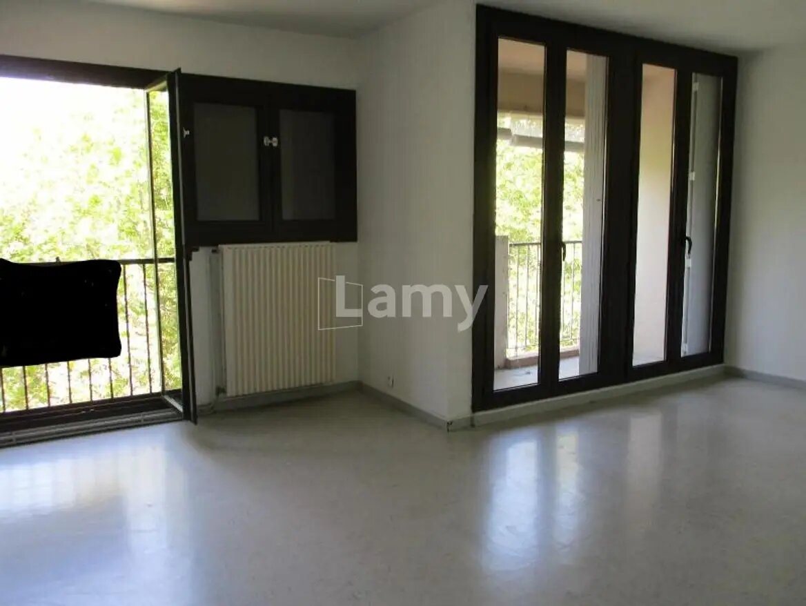 Appartement à louer, 73m², Salon-de-Provence