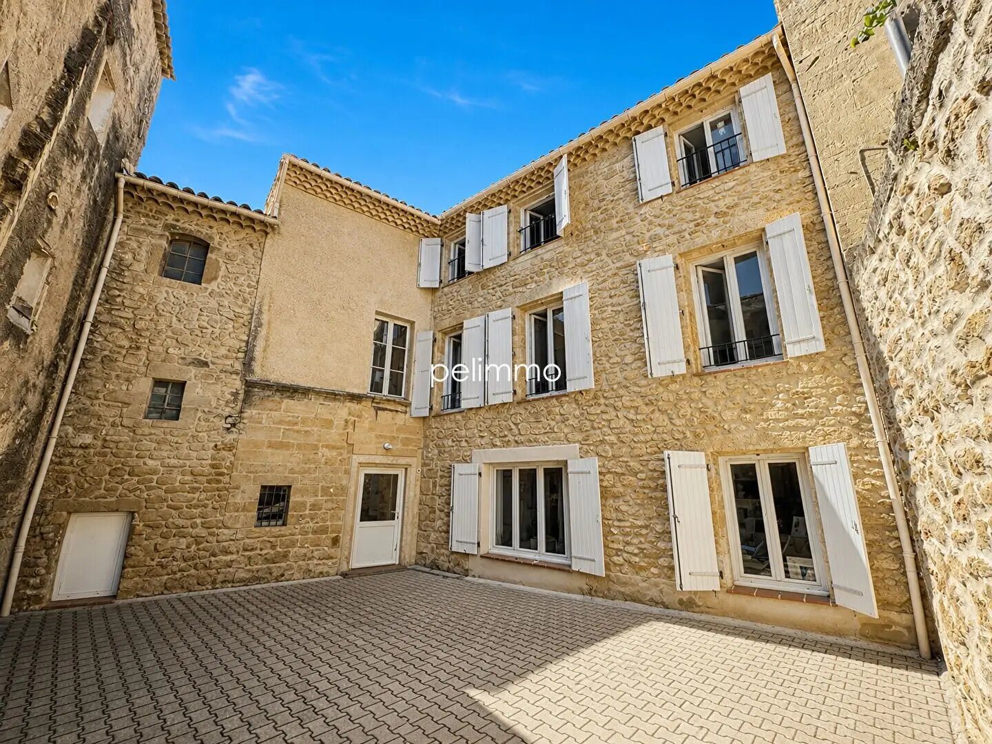 Appartement à vendre, 230m², Pélissanne