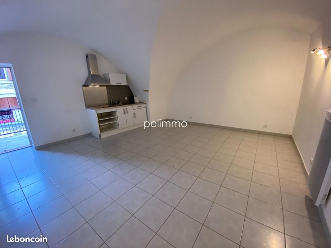 Appartement à louer, 32m², Lançon-Provence