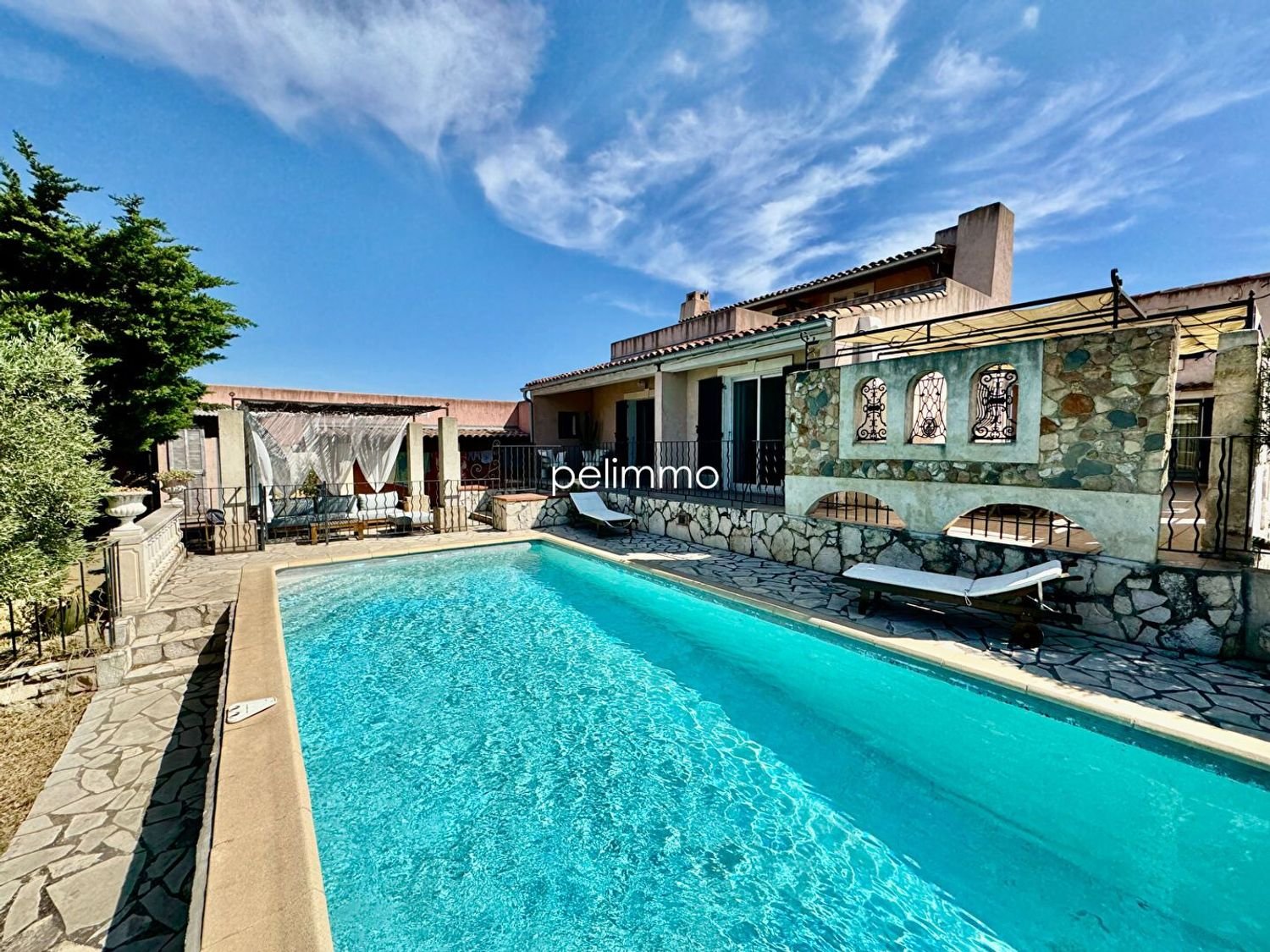 Maison à vendre, 150m², Aureille