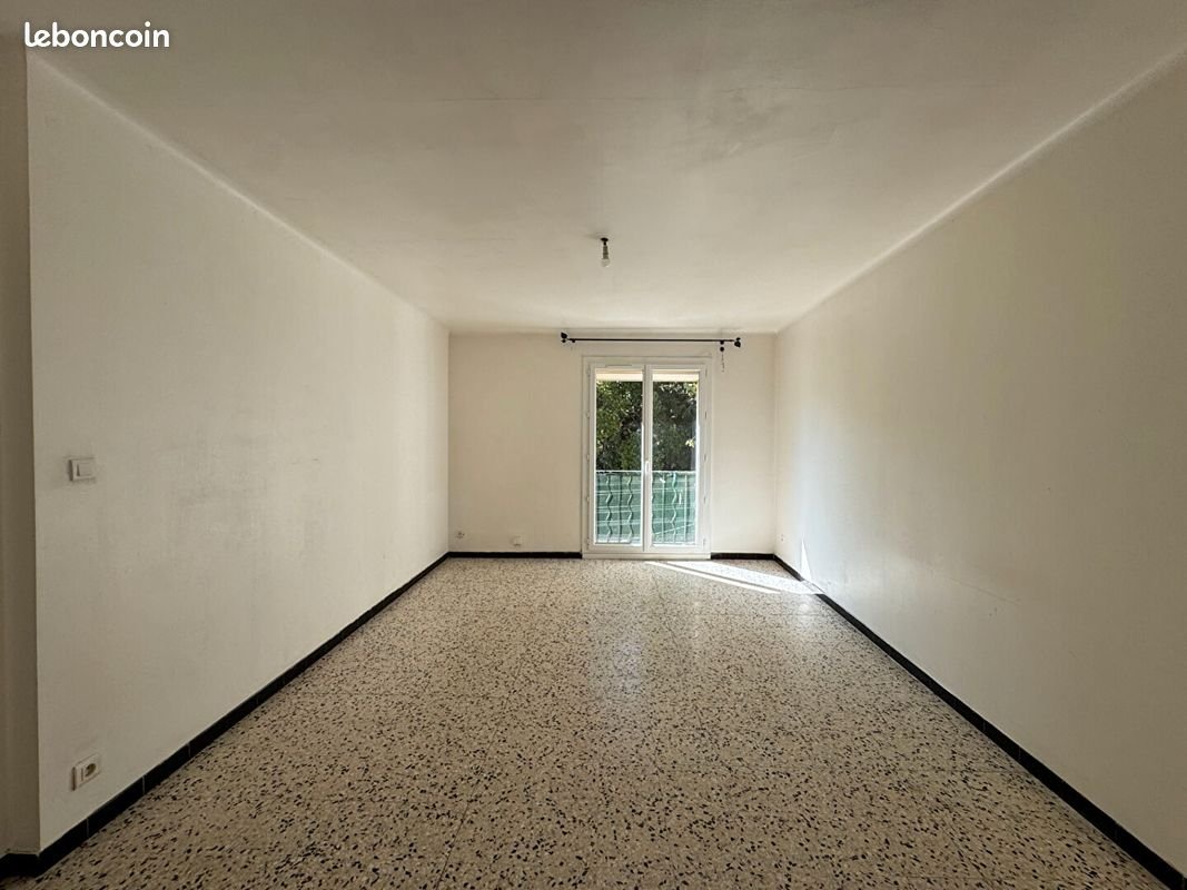 Appartement à vendre, 65m², Pélissanne