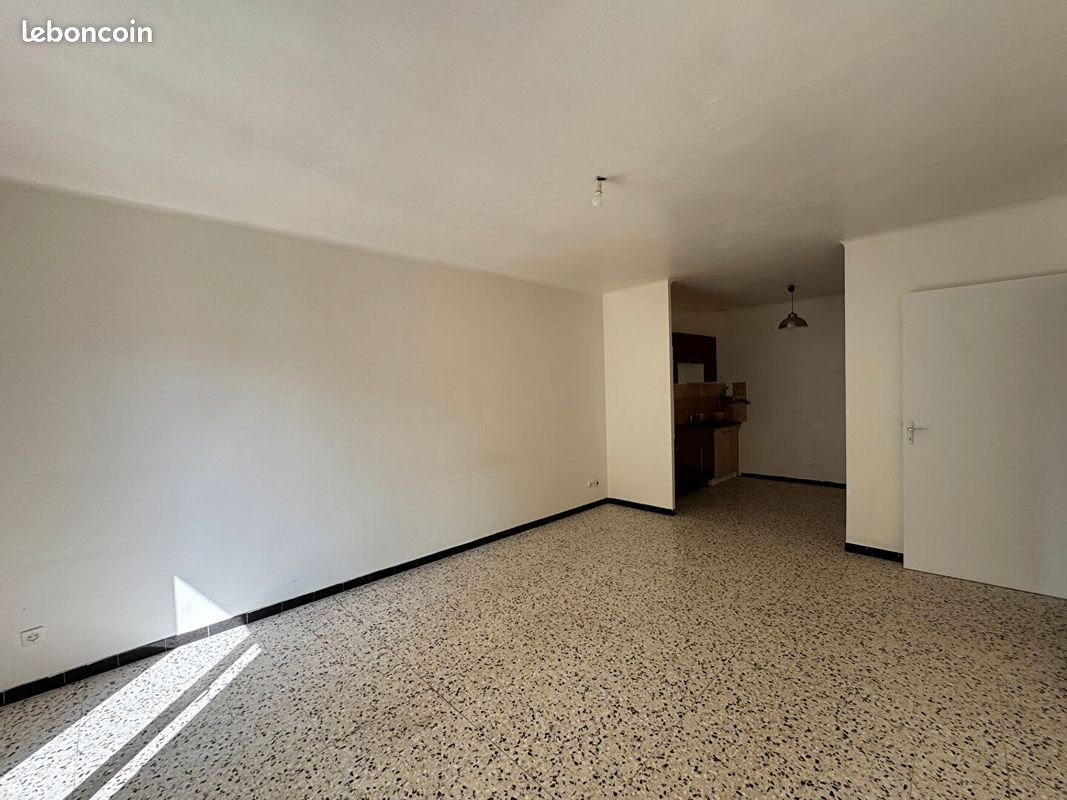 Appartement à vendre, 65m², Pélissanne