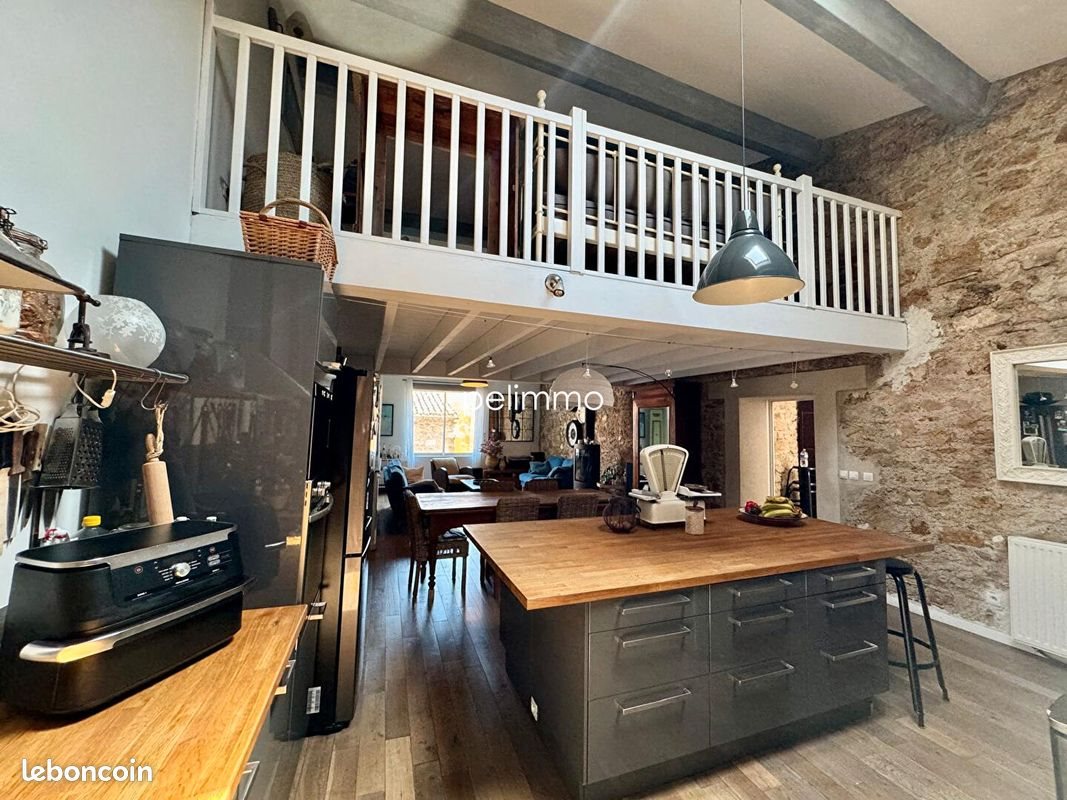 Maison à vendre, 212m², Saint-Cannat
