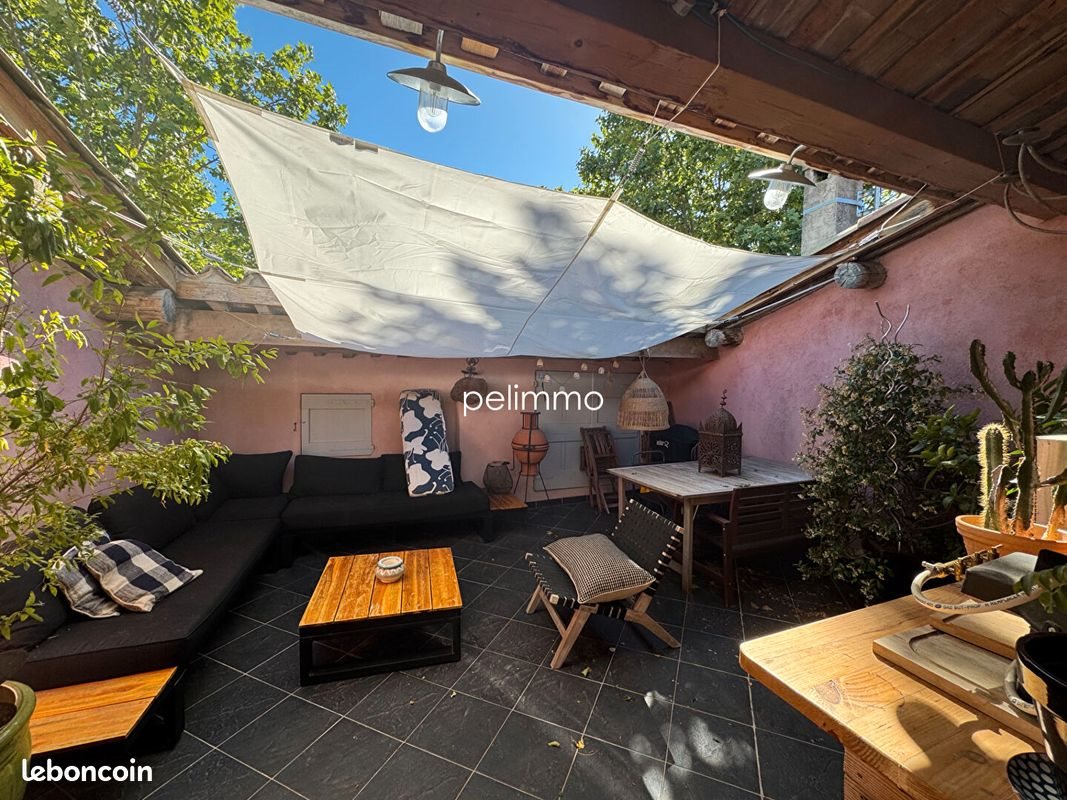 Maison à vendre, 212m², Saint-Cannat