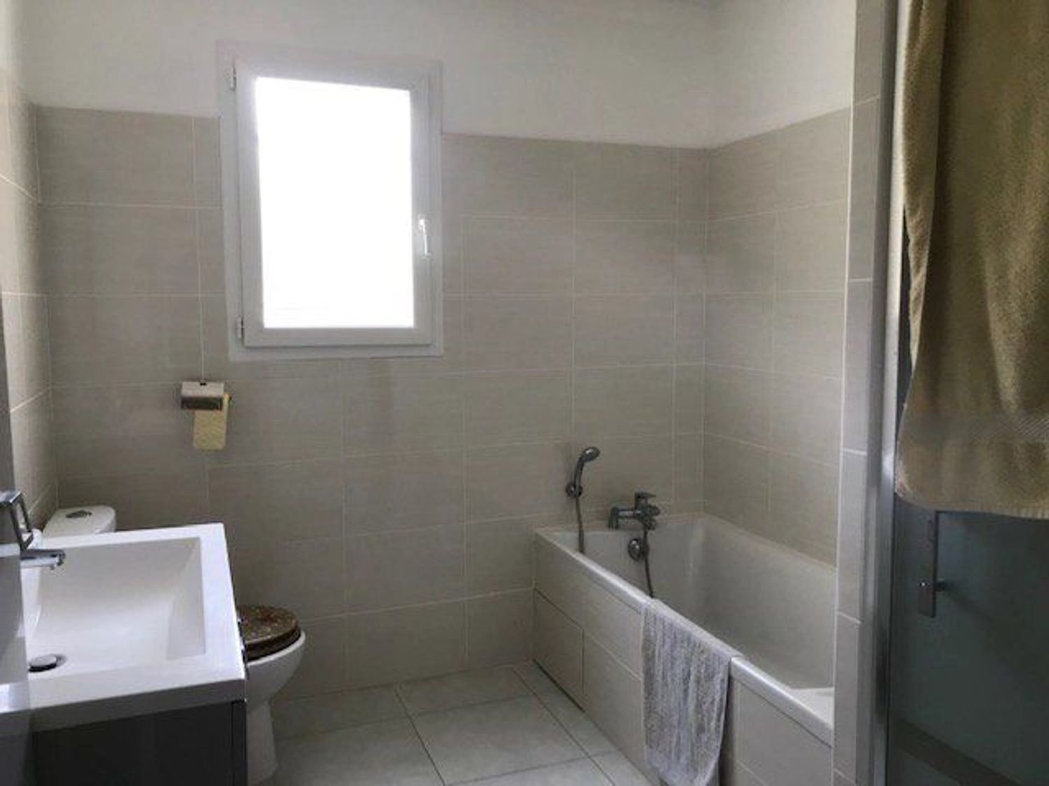 Maison à louer, 90m², Moussan