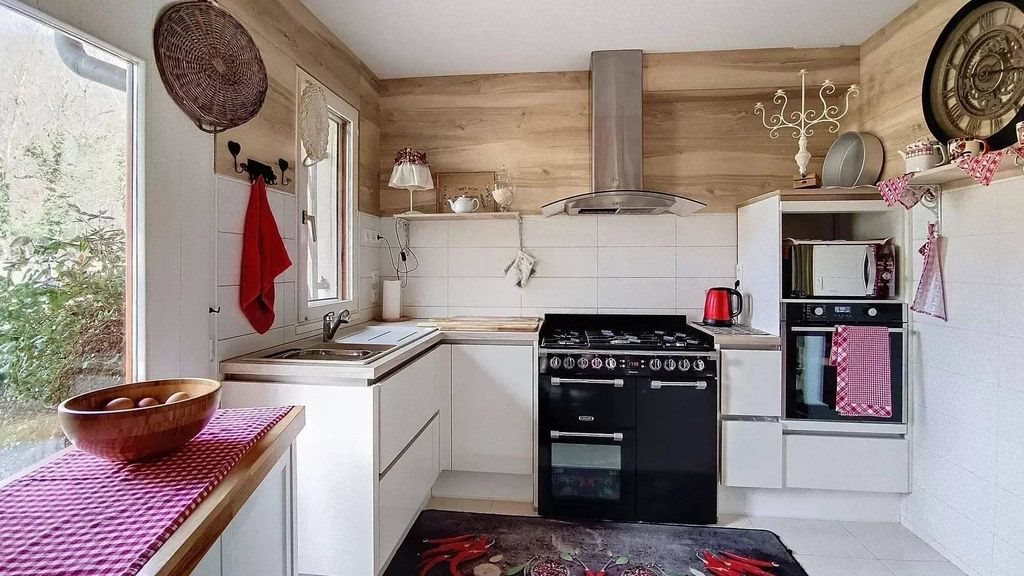 Maison à vendre, 306m², Juzet-de-Luchon