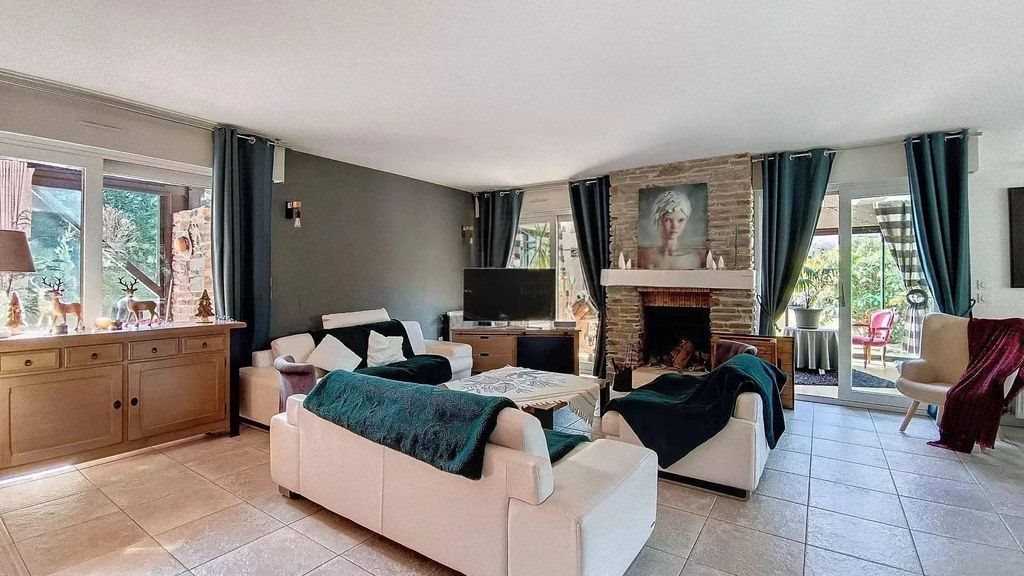 Maison à vendre, 306m², Juzet-de-Luchon