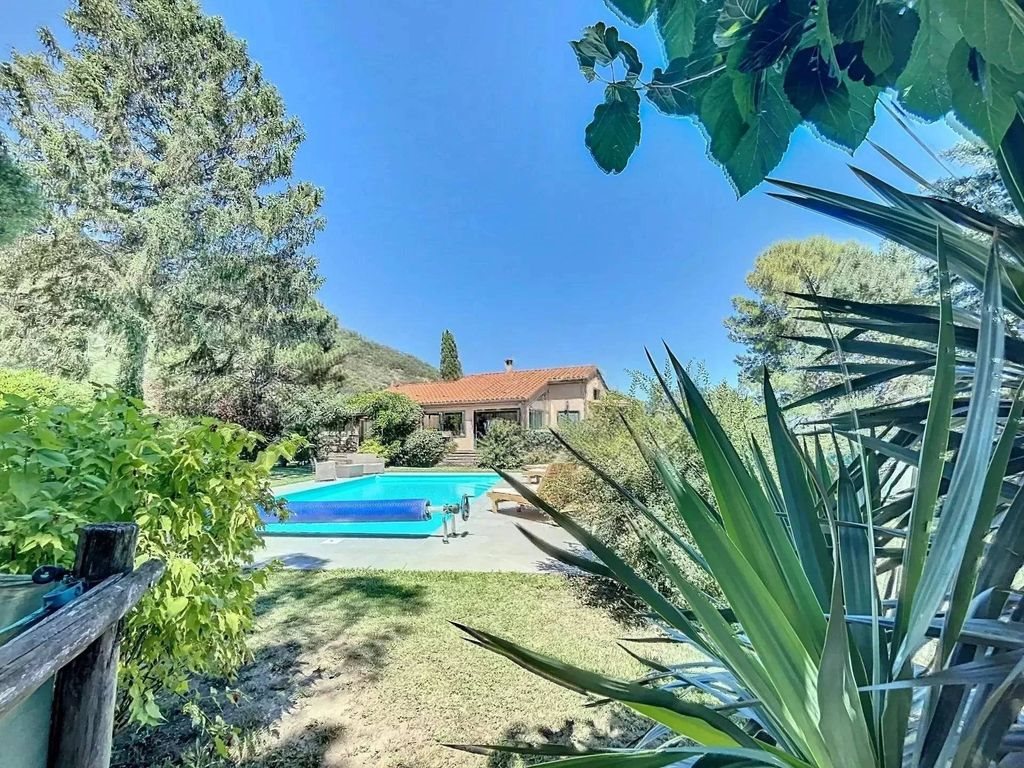Maison à vendre, 147m², Estoher