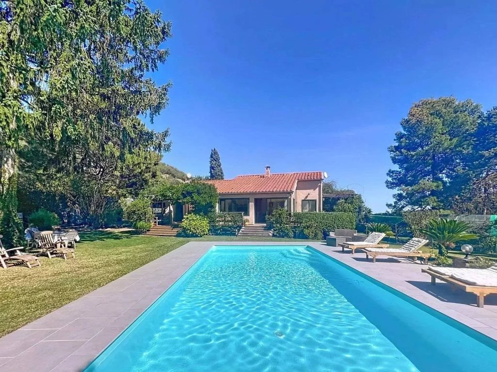 Maison à vendre, 147m², Estoher