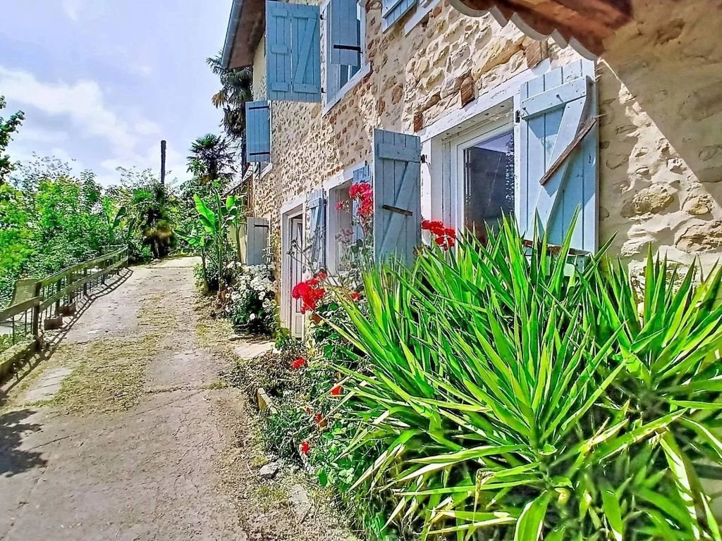 Maison à vendre, 155m², Gan