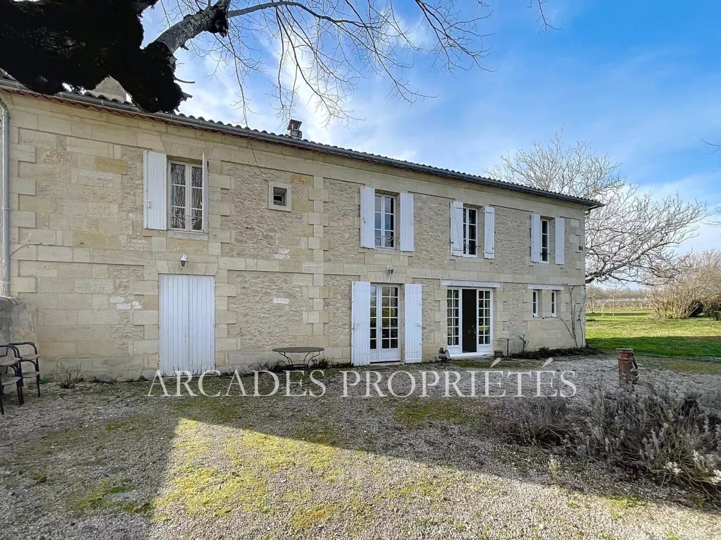 Maison à vendre, 615m², Naujan-et-Postiac