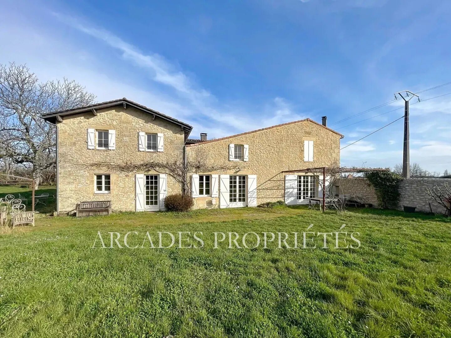 Maison à vendre, 615m², Naujan-et-Postiac