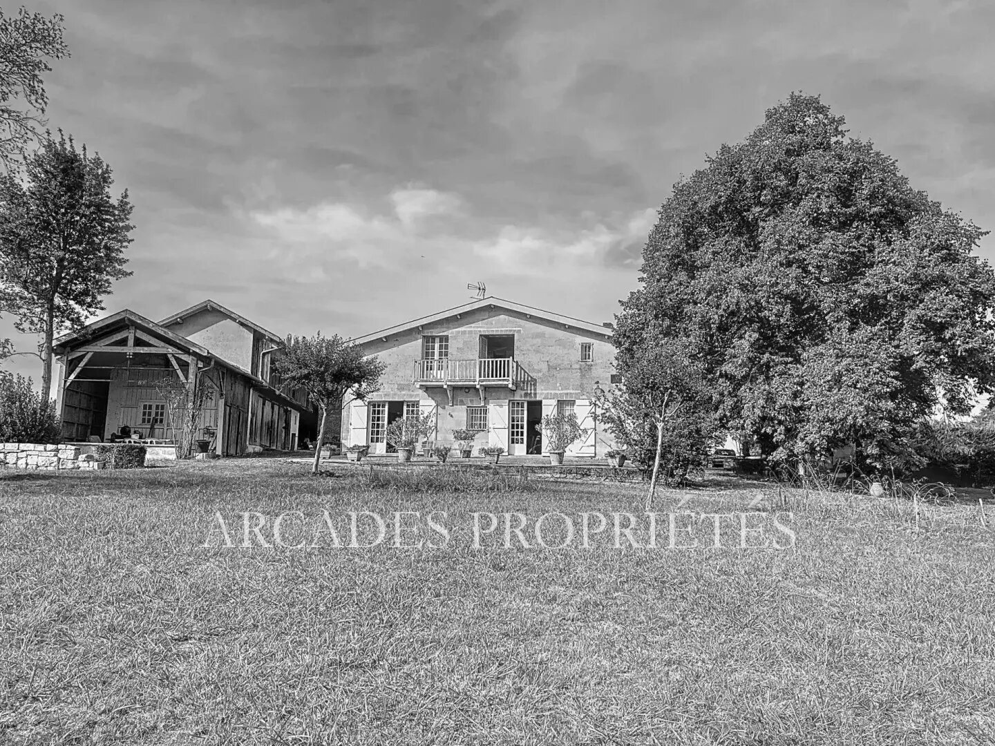 Maison à vendre, 332m², Pompignac