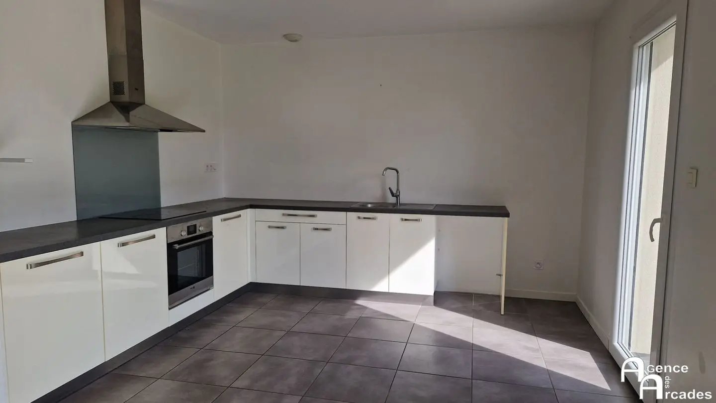 Maison à vendre, 95m², Vayres