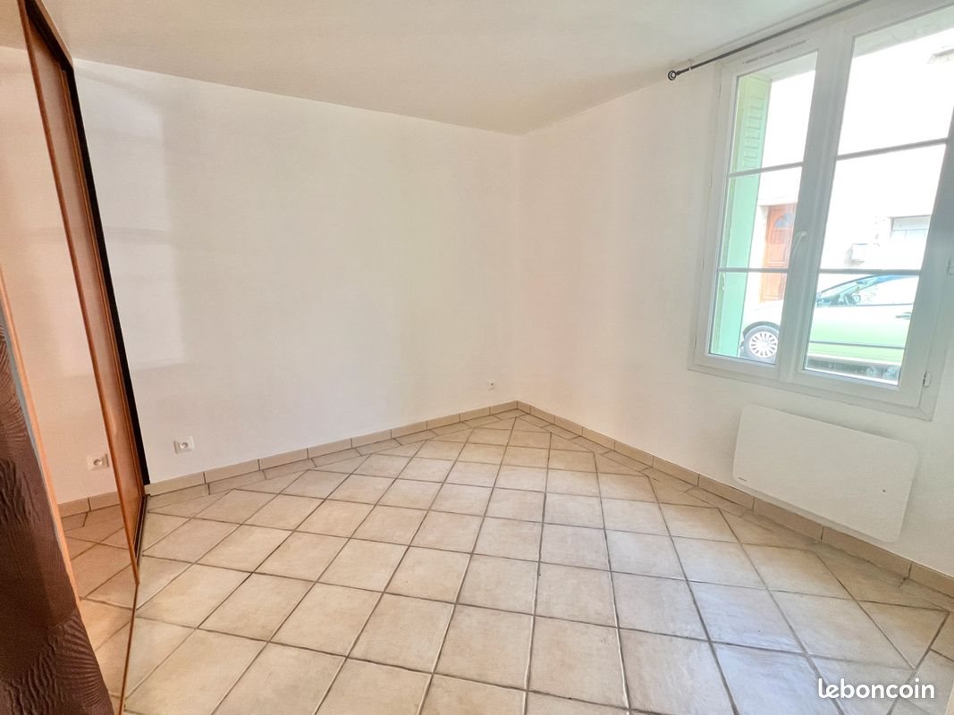 Appartement à louer, 38m², Marines