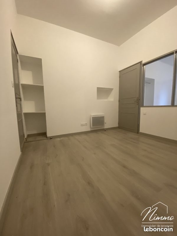 Appartement à louer, 45m², Nîmes