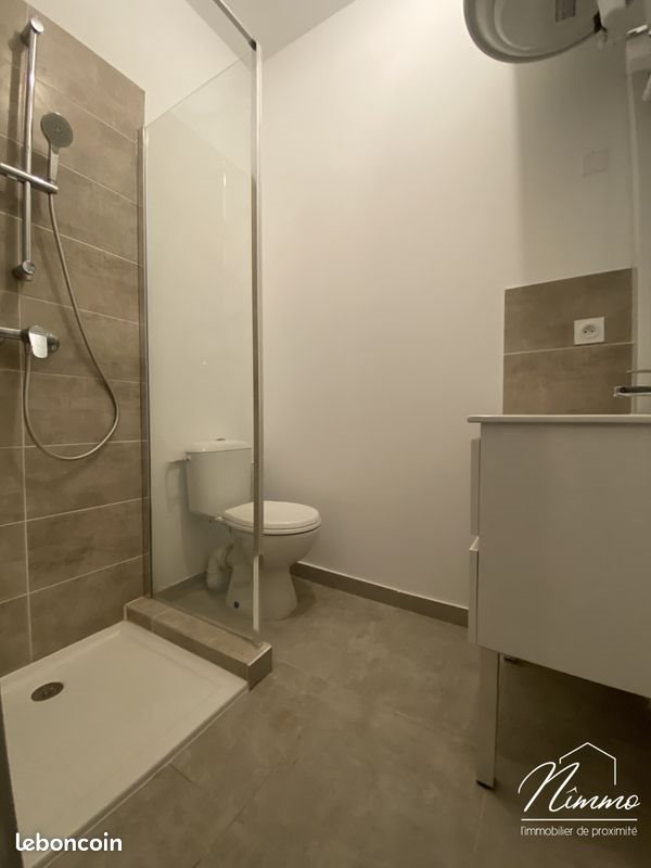 Appartement à louer, 45m², Nîmes