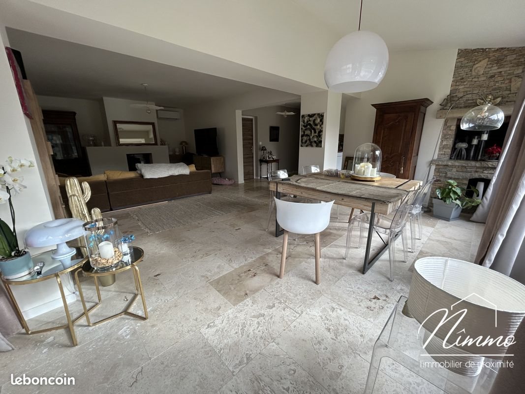 Maison à vendre, 140m², Parignargues