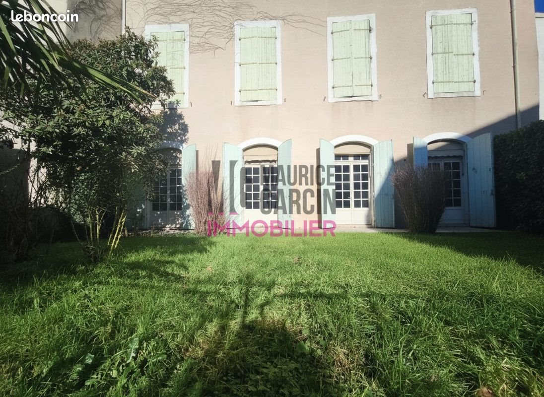 Appartement à vendre, 210m², Carpentras