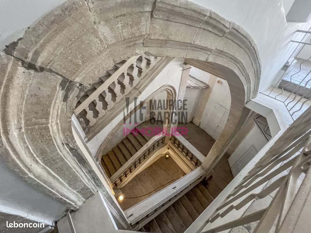 Appartement à vendre, 484m², Carpentras