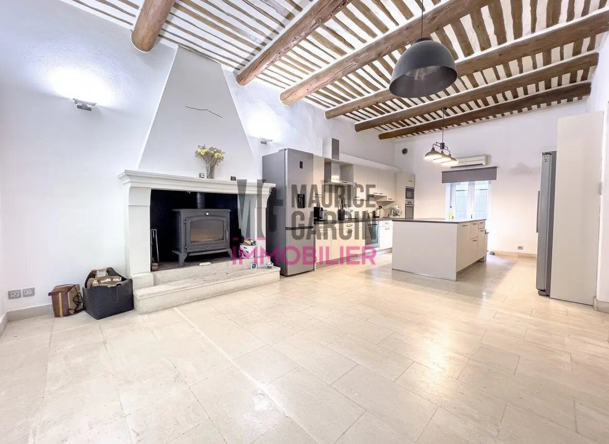 Maison à vendre, 280m², Carpentras