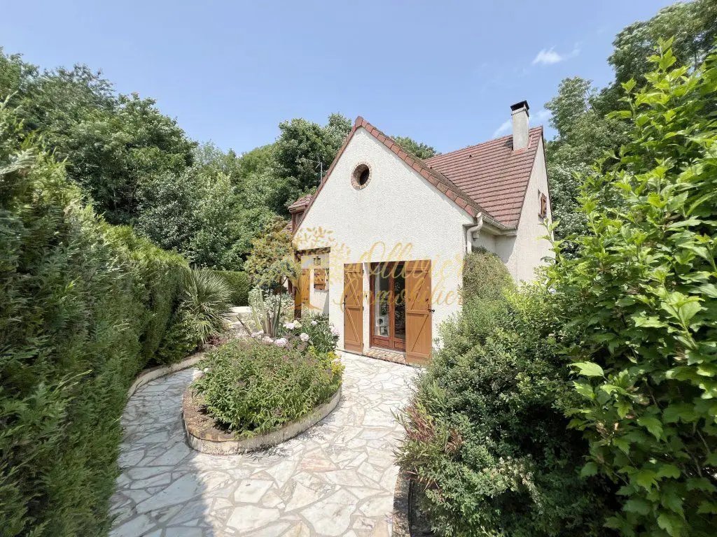 Maison à vendre, 230m², La Queue-en-Brie