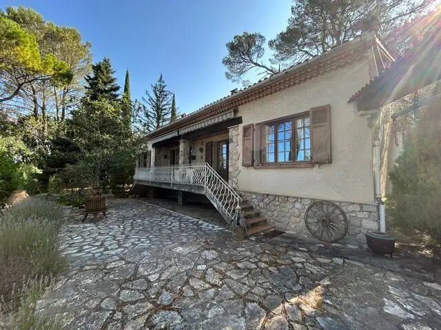 Maison à vendre, 131m², Brignoles
