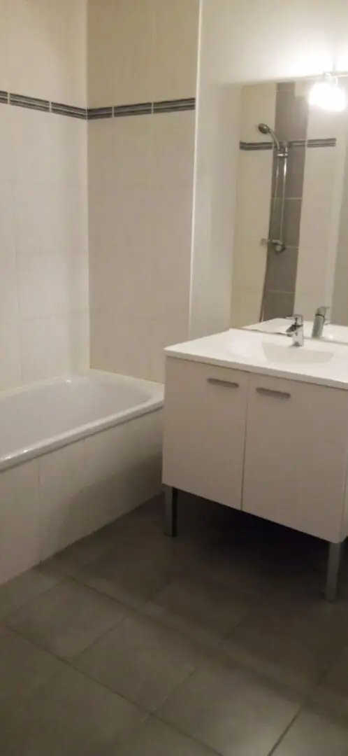 Appartement à louer, 57m², Nantes