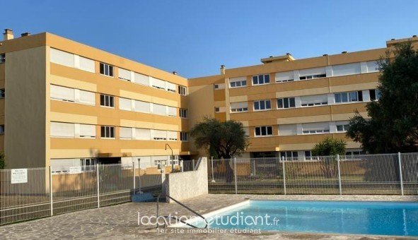 Appartement à louer, 69m², Antibes