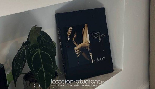 Appartement à louer, 25m², Antibes