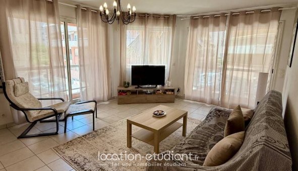 Appartement à louer, 75m², Antibes