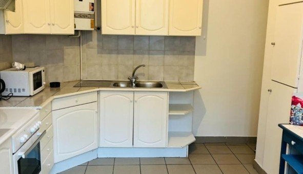 Appartement à louer, 41m², Courbevoie